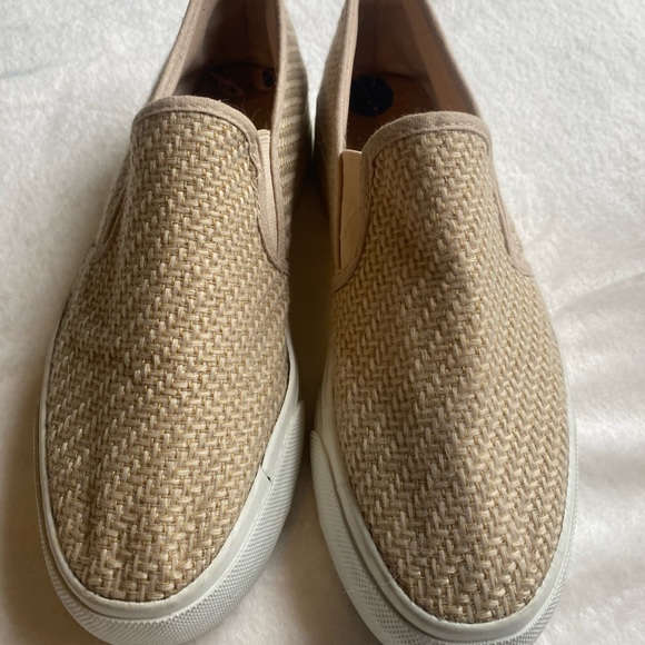 Restricted Classic Slip On Shoes Size8.5 - Picture 4 of 7